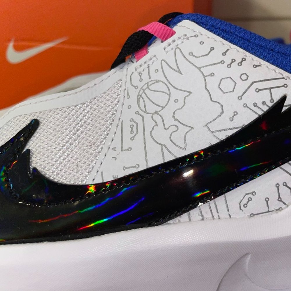 Nike Team Hustle D 10 SE  Space Jam White (GS)